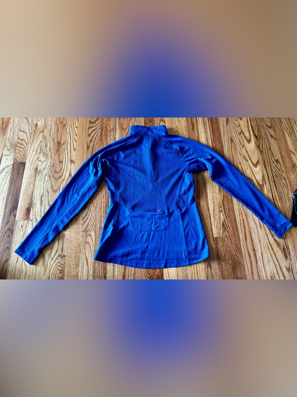 The North Face Royal Blue Women's Pullover with Yellow Logo - Picture 8 of 9